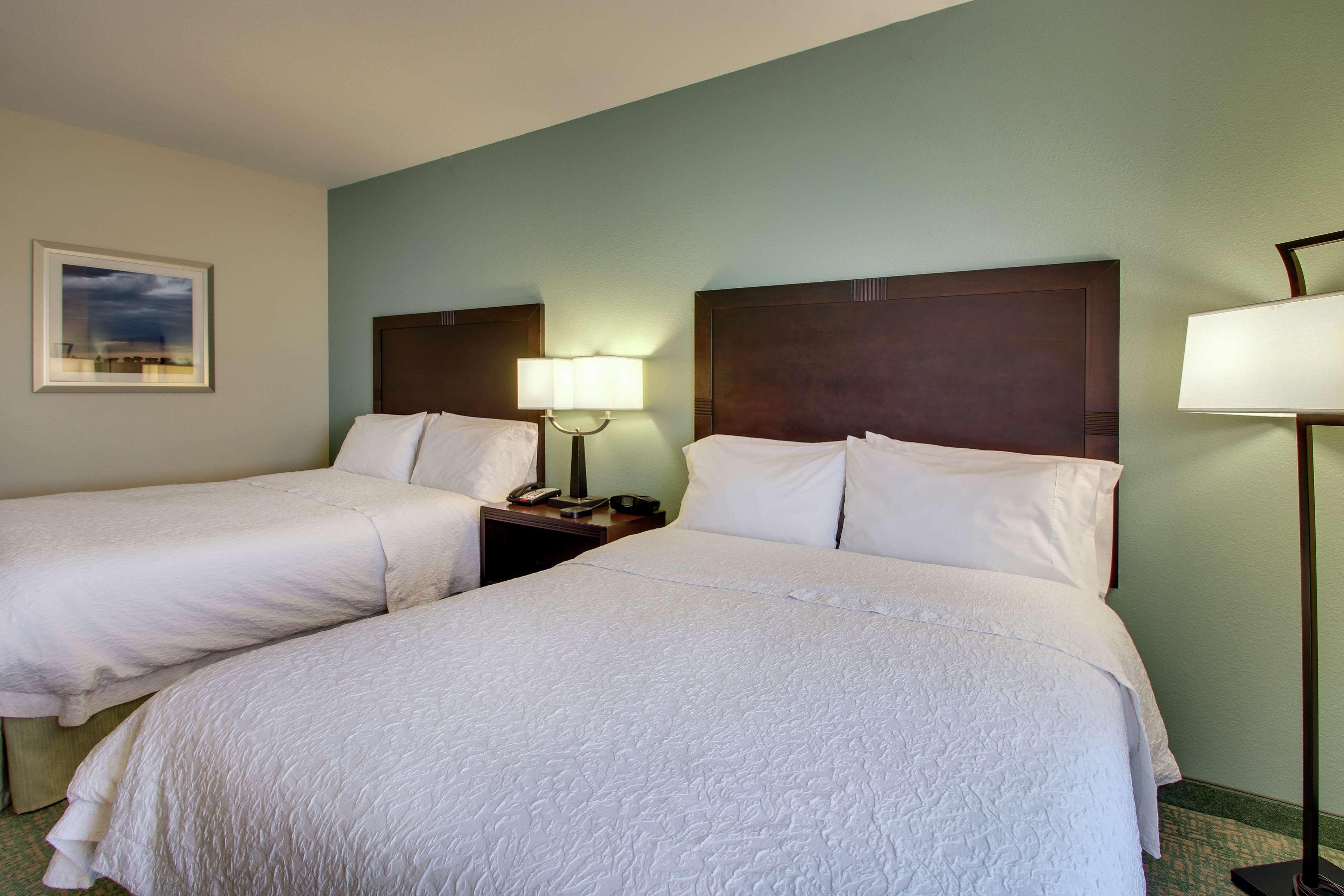 Hampton Inn Vernon Екстер'єр фото