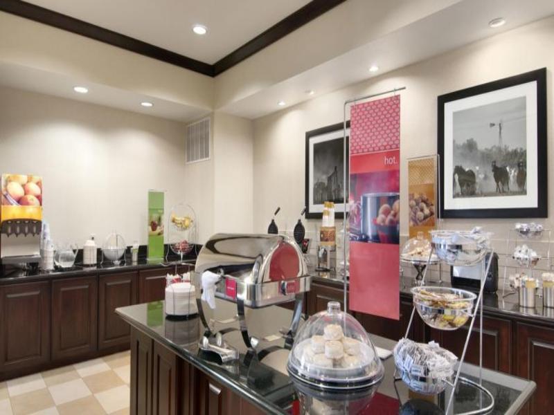 Hampton Inn Vernon Екстер'єр фото