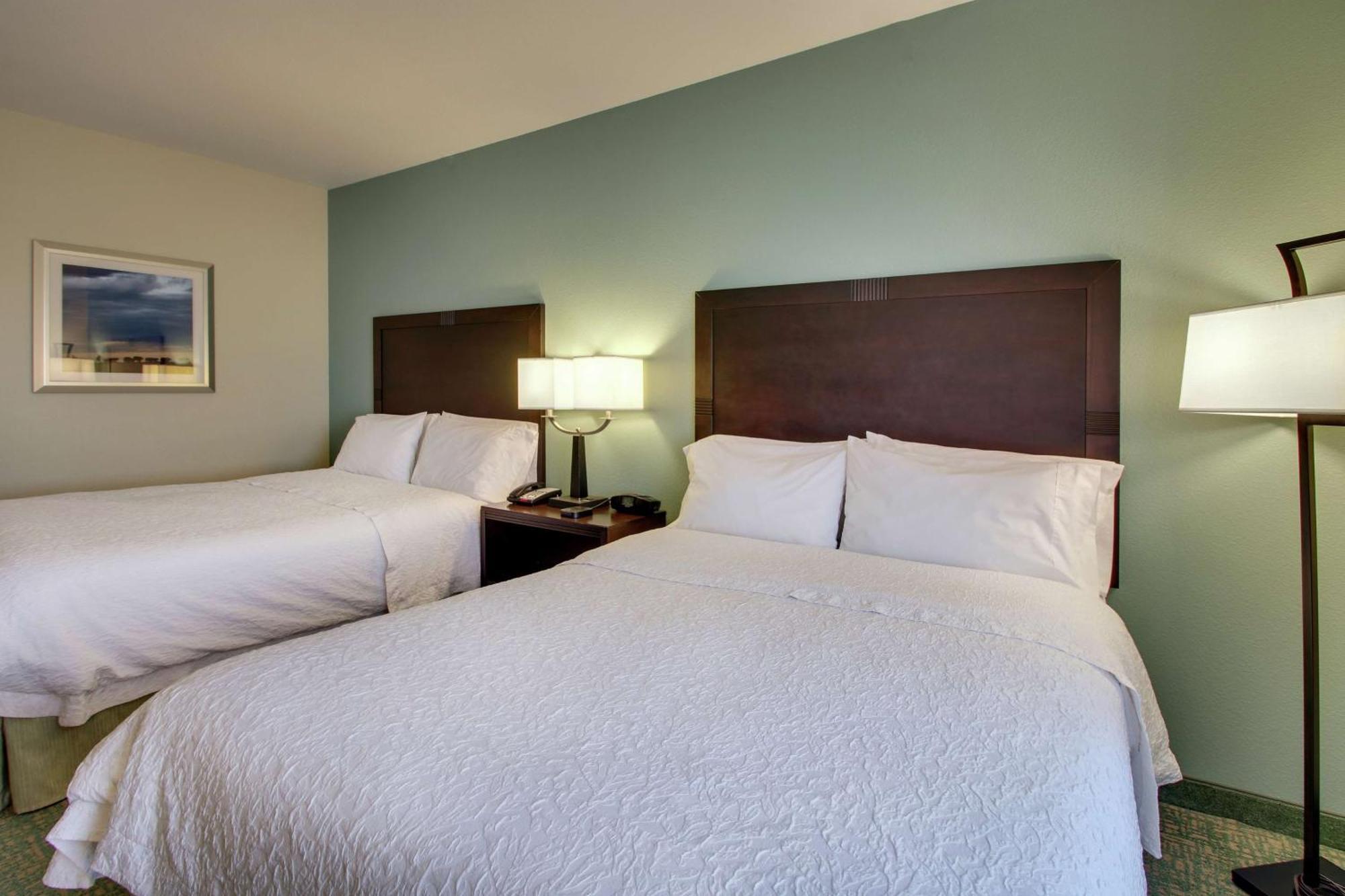 Hampton Inn Vernon Екстер'єр фото